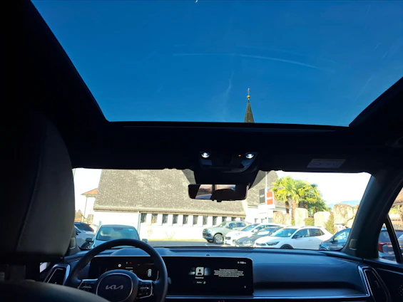 Vehicle image 8 Vehicle image 8