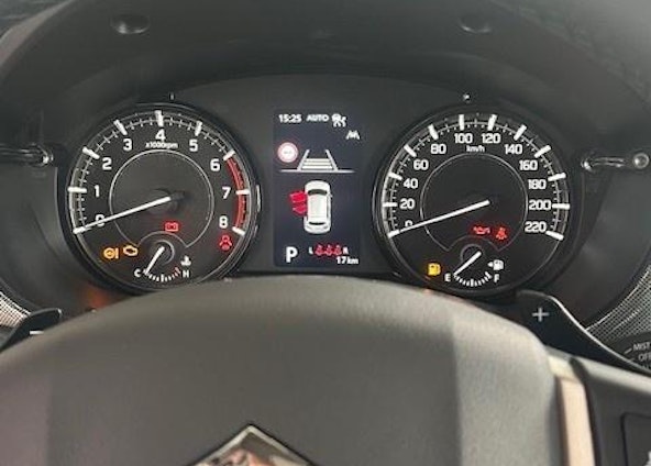 Vehicle image 6 Vehicle image 6