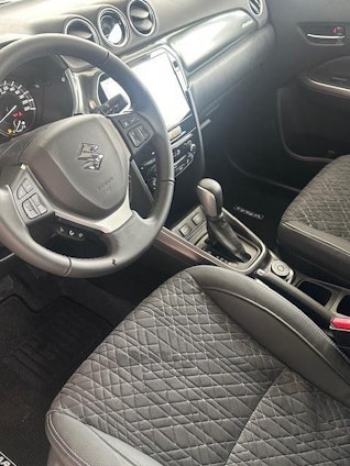 Vehicle image 5 Vehicle image 5