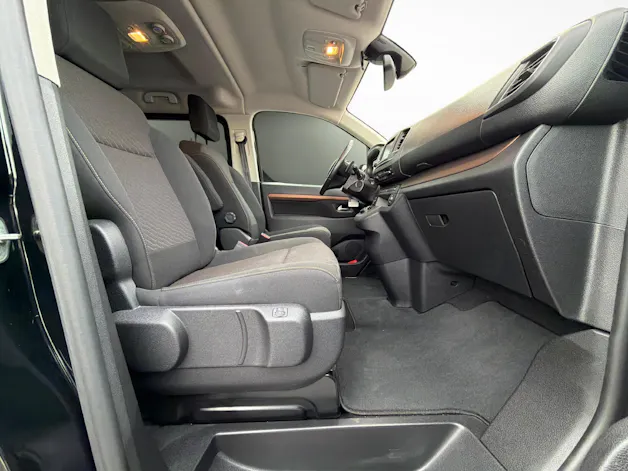 Toyota PROACE Verso L1 2.0 D Trend