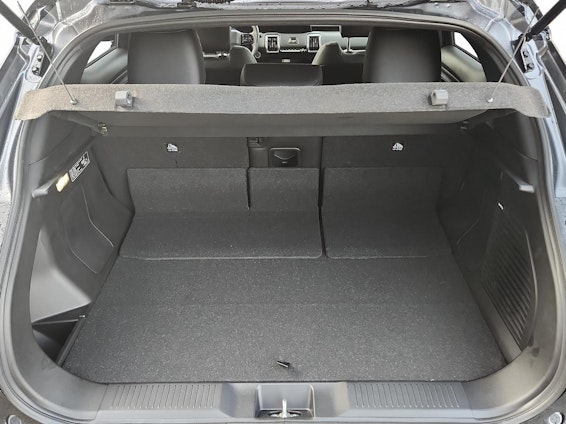 Vehicle image 28 Vehicle image 28