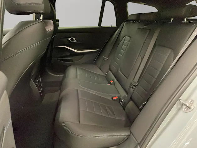 BMW 320d xDrive SAG Touring