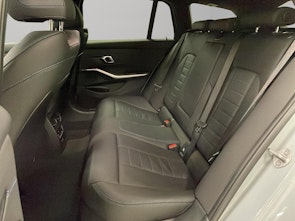 Vehicle image BMW 320d xDrive SAG Touring