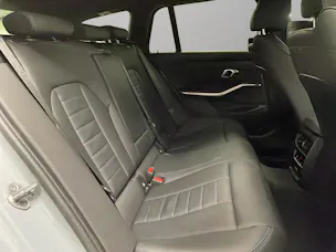BMW 320d xDrive SAG Touring