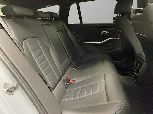 BMW 320d xDrive SAG Touring