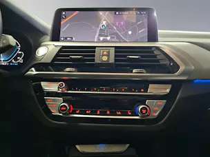 BMW X3 30e xDrive SAG