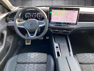 VW Passat Variant 2.0 TDI R-Line DSG 4motion