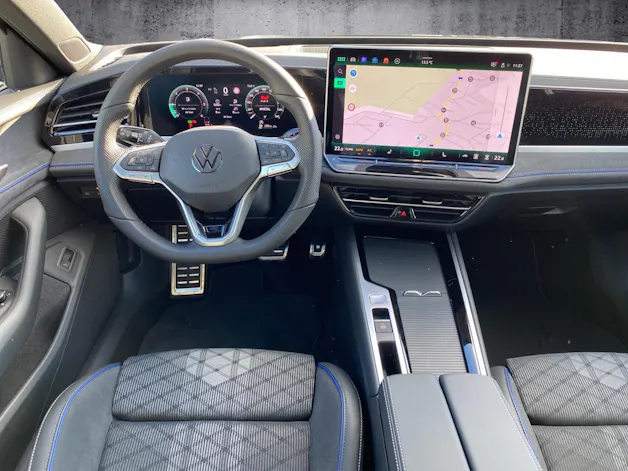 VW Passat Variant 2.0 TDI R-Line DSG 4motion