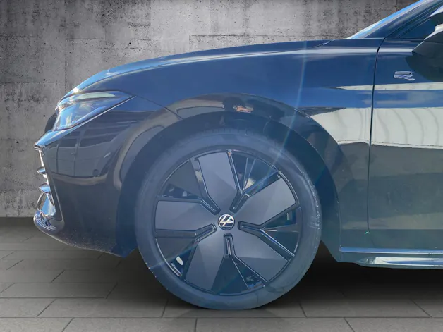 VW Passat Variant 2.0 TDI R-Line DSG 4motion