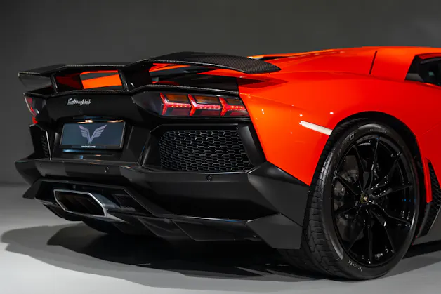 Lamborghini Aventador 6.5