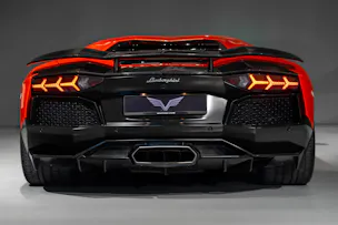 Lamborghini Aventador 6.5