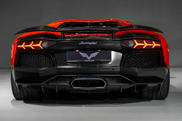 Lamborghini Aventador 6.5