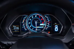 Lamborghini Aventador 6.5