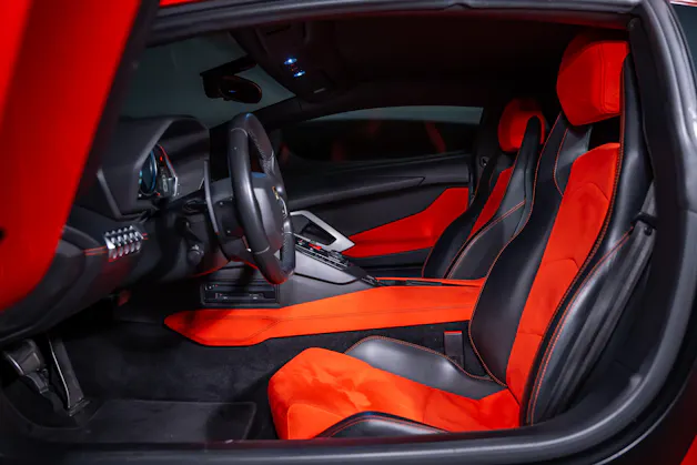 Lamborghini Aventador 6.5