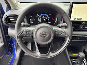 Toyota Yaris 1.5 VVT-i HSD Trend
