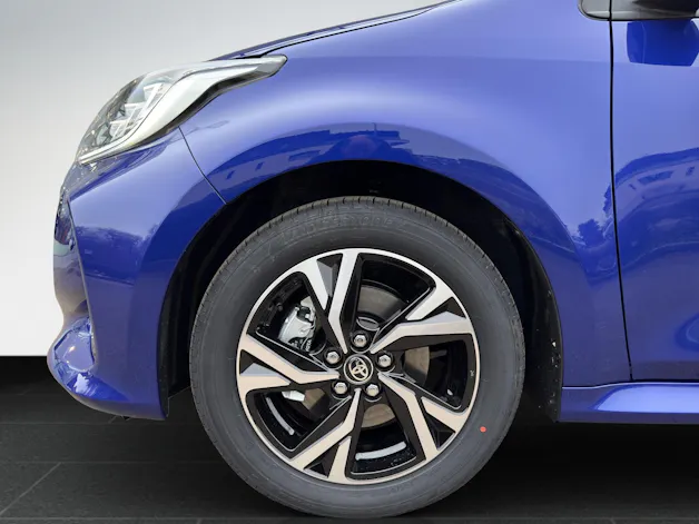 Toyota Yaris 1.5 VVT-i HSD Trend