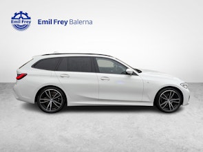 Fahrzeugbild BMW 320d xDrive SAG Touring