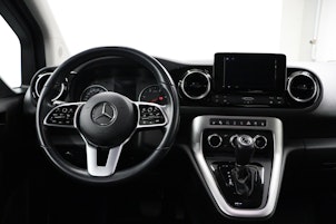 Vehicle image MERCEDES-BENZ 180 d Progressive Van S