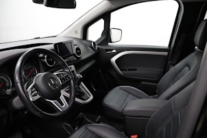 Vehicle image MERCEDES-BENZ 180 d Progressive Van S