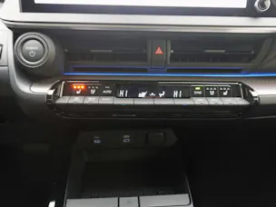 Toyota Prius 2.0 Plug-In-Hybrid Premium