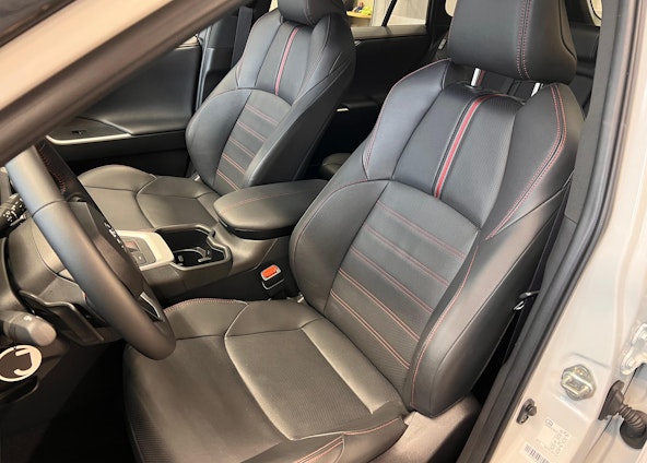 Vehicle image 8 Vehicle image 8