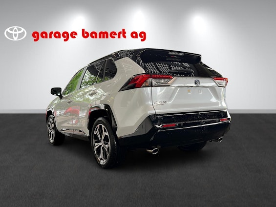 Vehicle image 3 Vehicle image 3