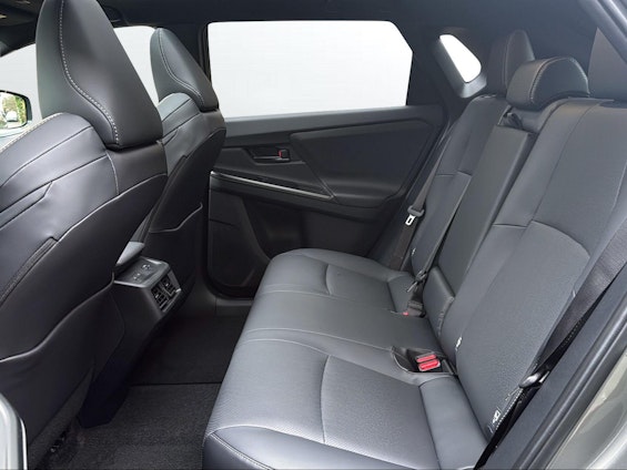 Vehicle image 8 Vehicle image 8