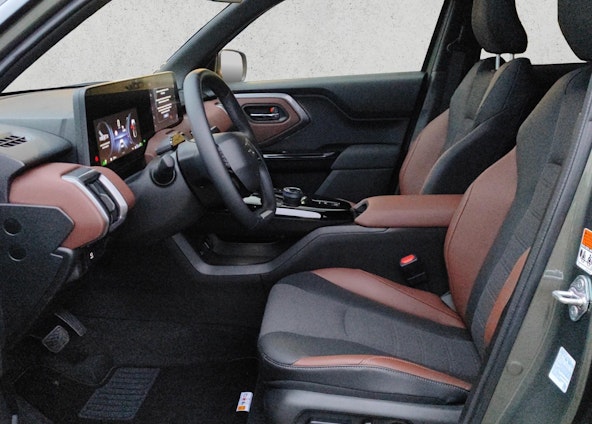 Vehicle image 9 Vehicle image 9