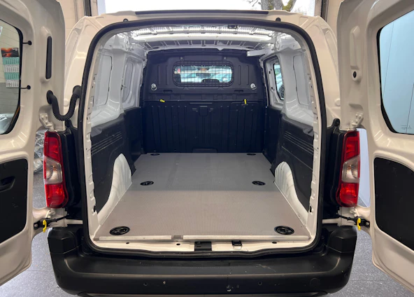 Fahrzeugbild 6 Fahrzeugbild 6