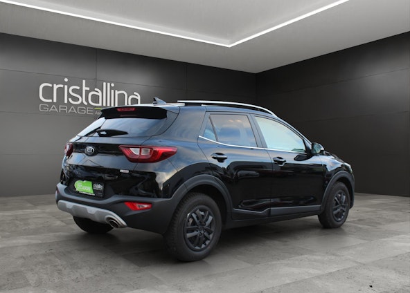 Vehicle image 3 Vehicle image 3