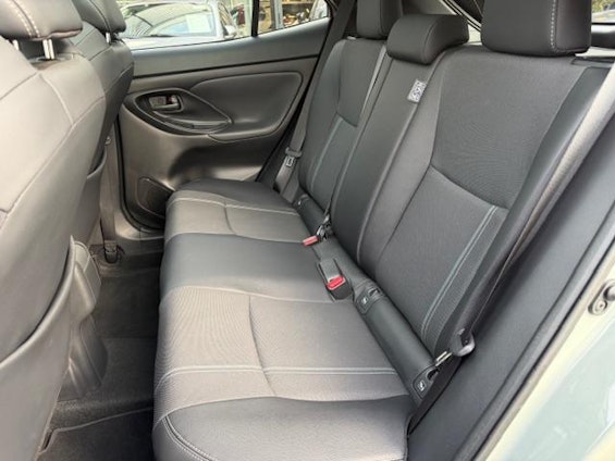 Vehicle image 8 Vehicle image 8