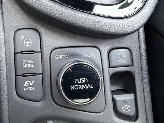 Vehicle image 19 Vehicle image 19