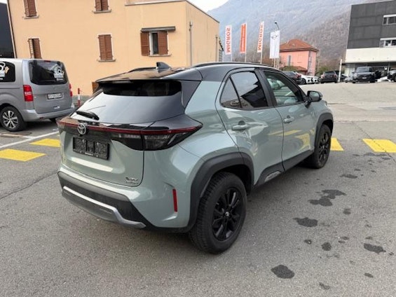 Vehicle image 4 Vehicle image 4