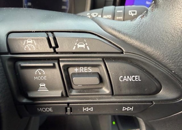 Vehicle image 16 Vehicle image 16