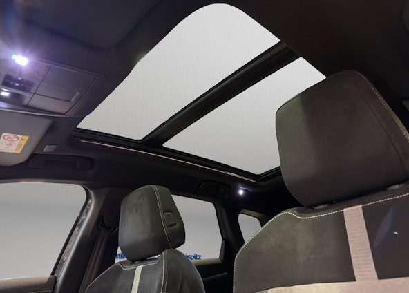 Vehicle image 10 Vehicle image 10