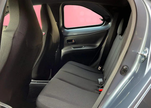 immagine del veicolo 6 immagine del veicolo 6