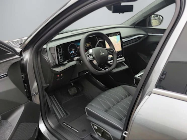 MITSUBISHI ECLIPSE CROSS 11