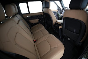 Vehicle image LAND ROVER Defender 110 3.0 D I6 350 X-Dynamic HSE