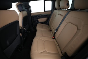 Vehicle image LAND ROVER Defender 110 3.0 D I6 350 X-Dynamic HSE