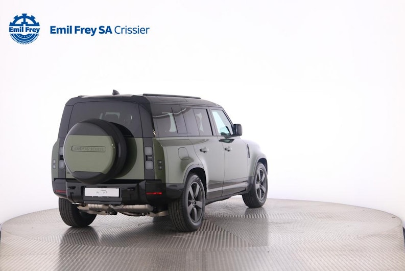 Vehicle image LAND ROVER DEFENDER