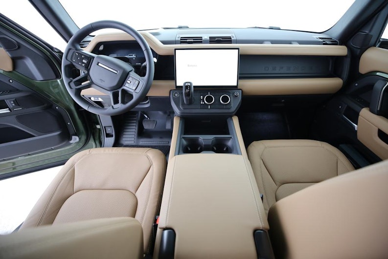 Vehicle image LAND ROVER DEFENDER