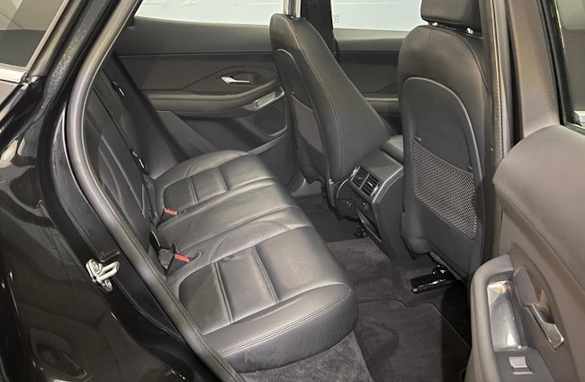 Vehicle image 9 Vehicle image 9