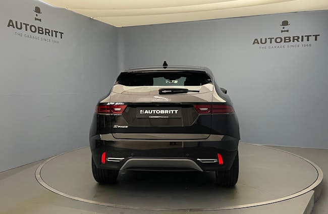 Vehicle image 4 Vehicle image 4