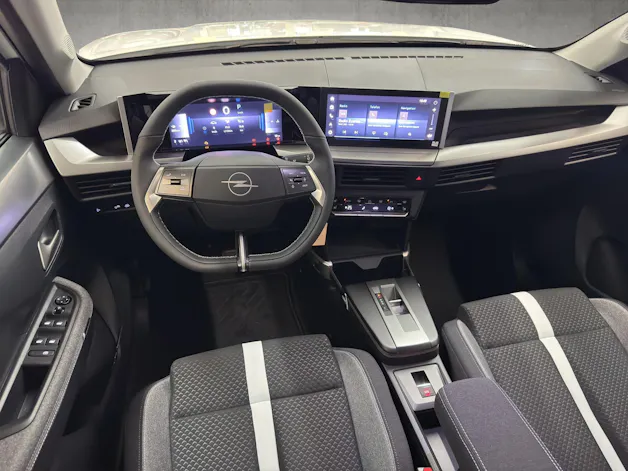 Opel Frontera 1.2 T HEV 145 GS