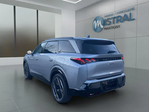 Peugeot 5008 e-Launch Edition AWD