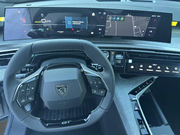 Peugeot 5008 e-Launch Edition AWD