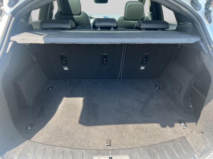 Vehicle image JAGUAR E-PACE