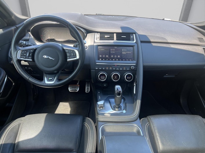 Vehicle image JAGUAR E-PACE