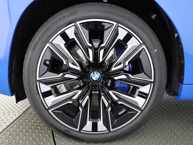 BMW X3 M50i