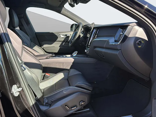 Volvo XC60 2.0 T6 TE Black Edition eAWD